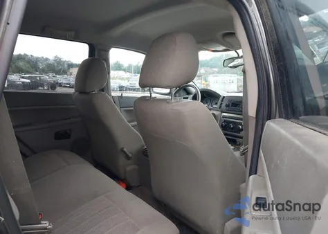 2005 Jeep Grand Cherokee Laredo из США, поврежденный, VIN 1J4GR48K55C689602